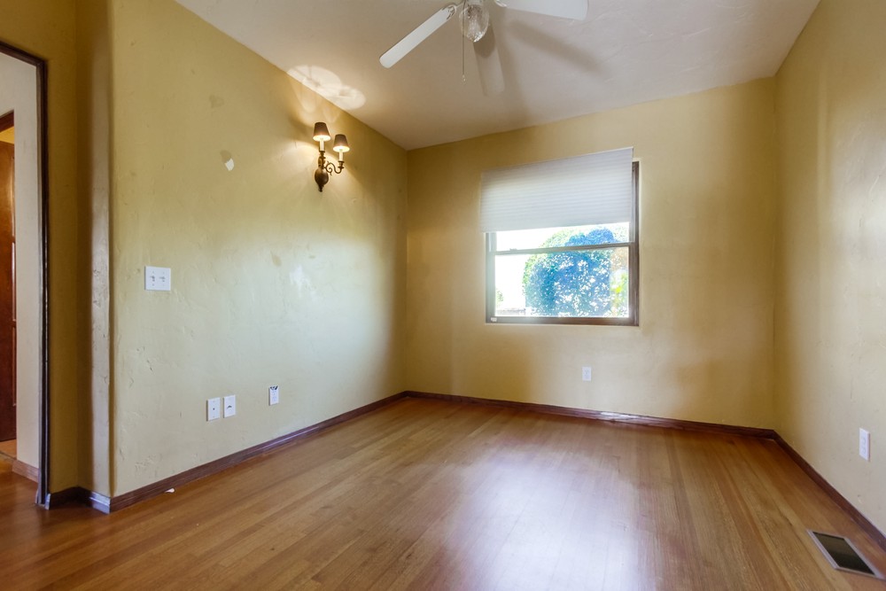 Virtual tour photo 27 of 44 for 4902 Marlborough Dr