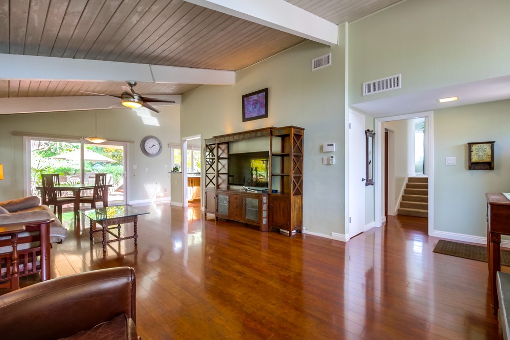 Virtual tour photo 10 of 51 for 4904 Sparks Ave