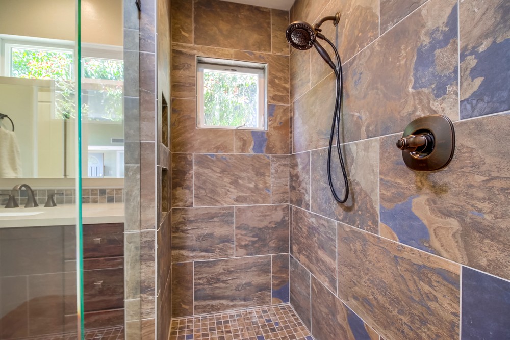 Virtual tour photo 22 of 51 for 4904 Sparks Ave