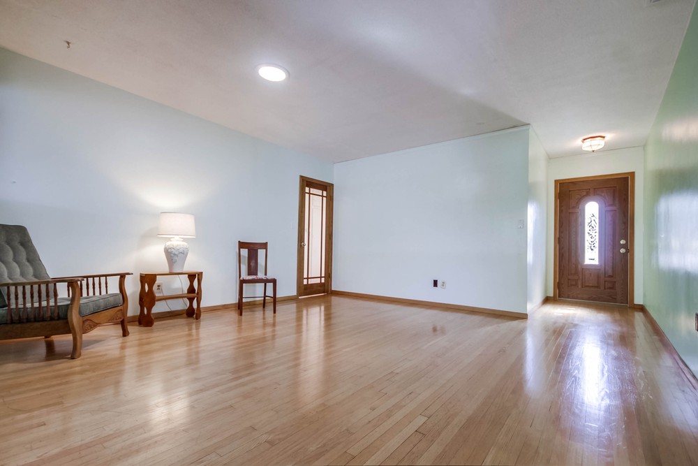 Virtual tour photo 12 of 48 for 4908 Orcutt Avenue