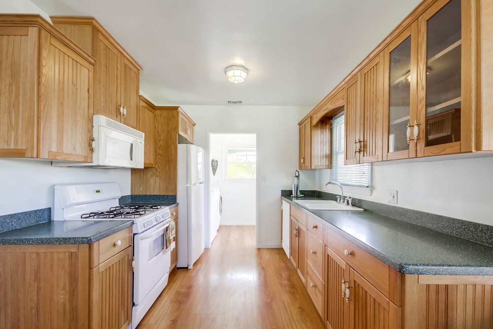 Virtual tour photo 23 of 48 for 4908 Orcutt Avenue