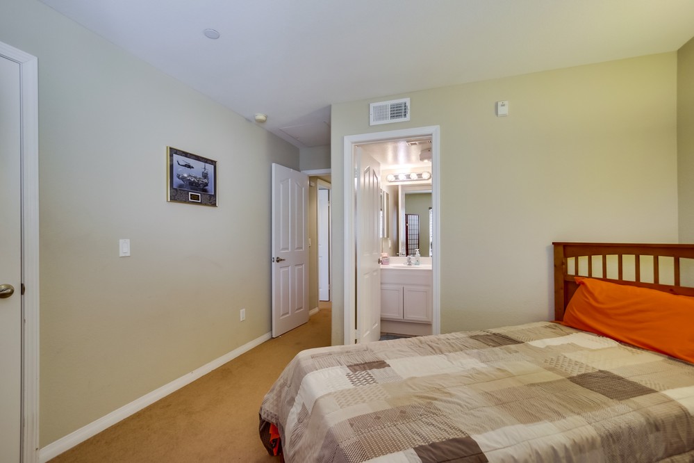 Virtual tour photo 29 of 33 for 4909 Haight Terrace