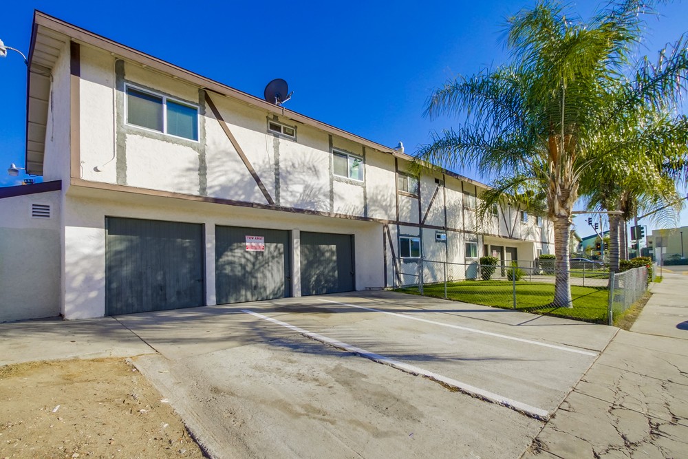 Virtual tour photo 3 of 31 for 4910 Imperial Ave