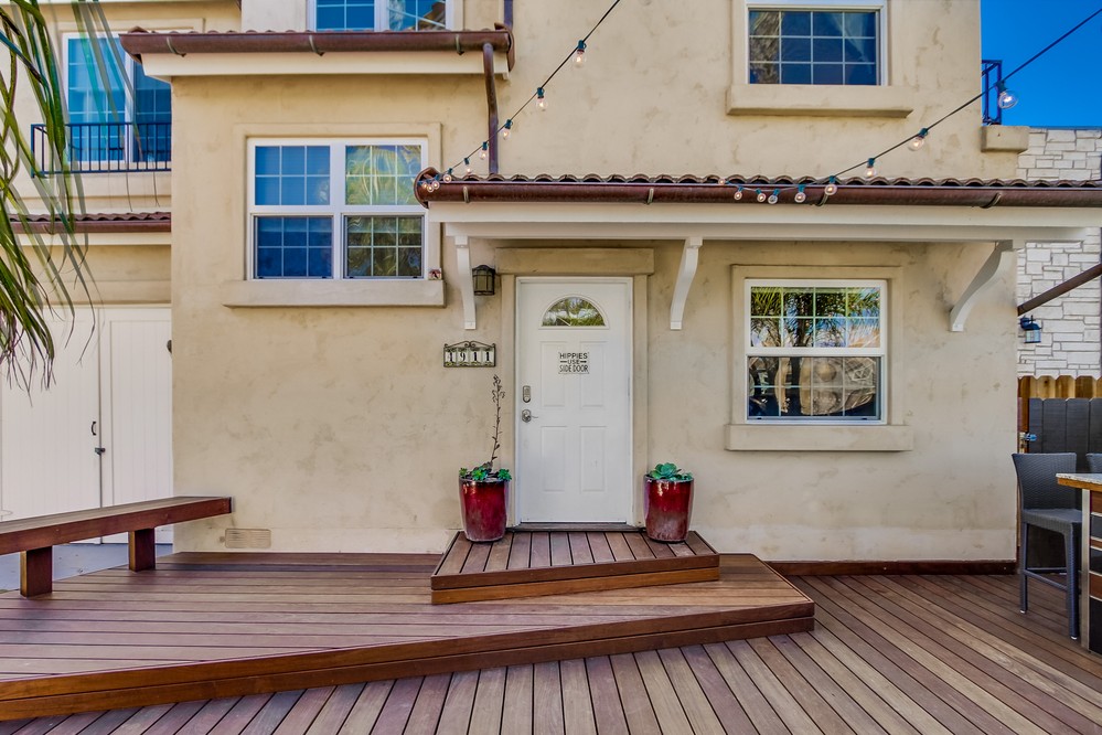 Virtual tour photo 13 of 37 for 4911 Narragansett Avenue