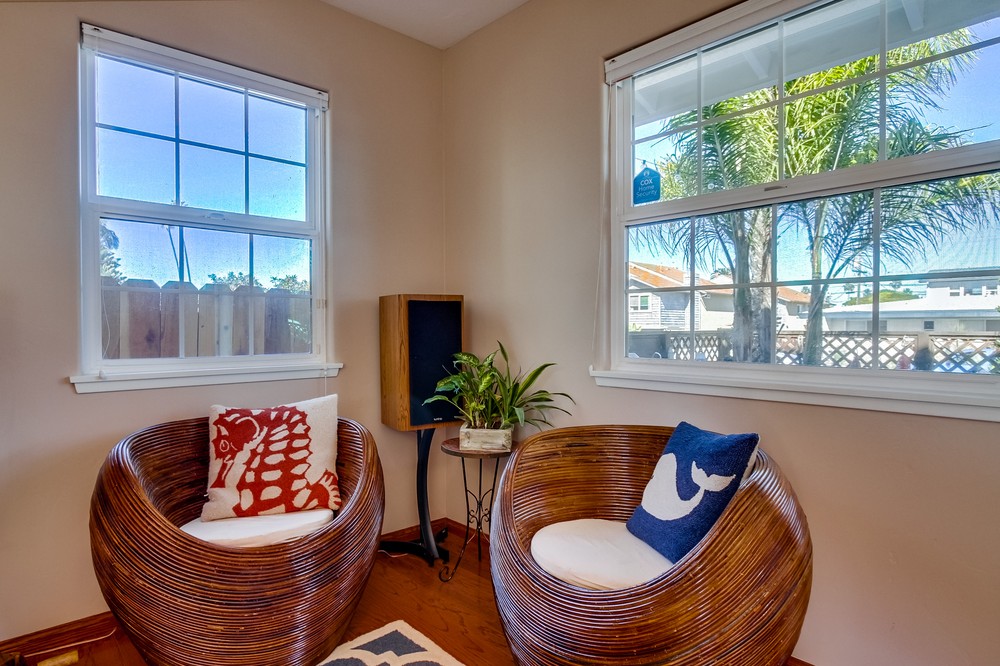 Virtual tour photo 17 of 37 for 4911 Narragansett Avenue