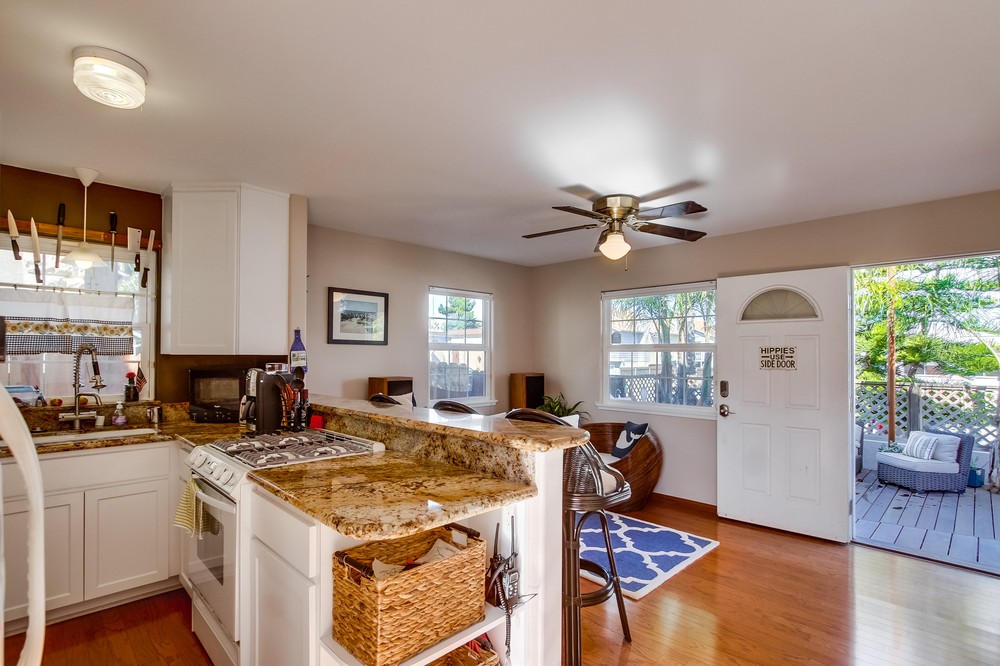 Virtual tour photo 20 of 37 for 4911 Narragansett Avenue