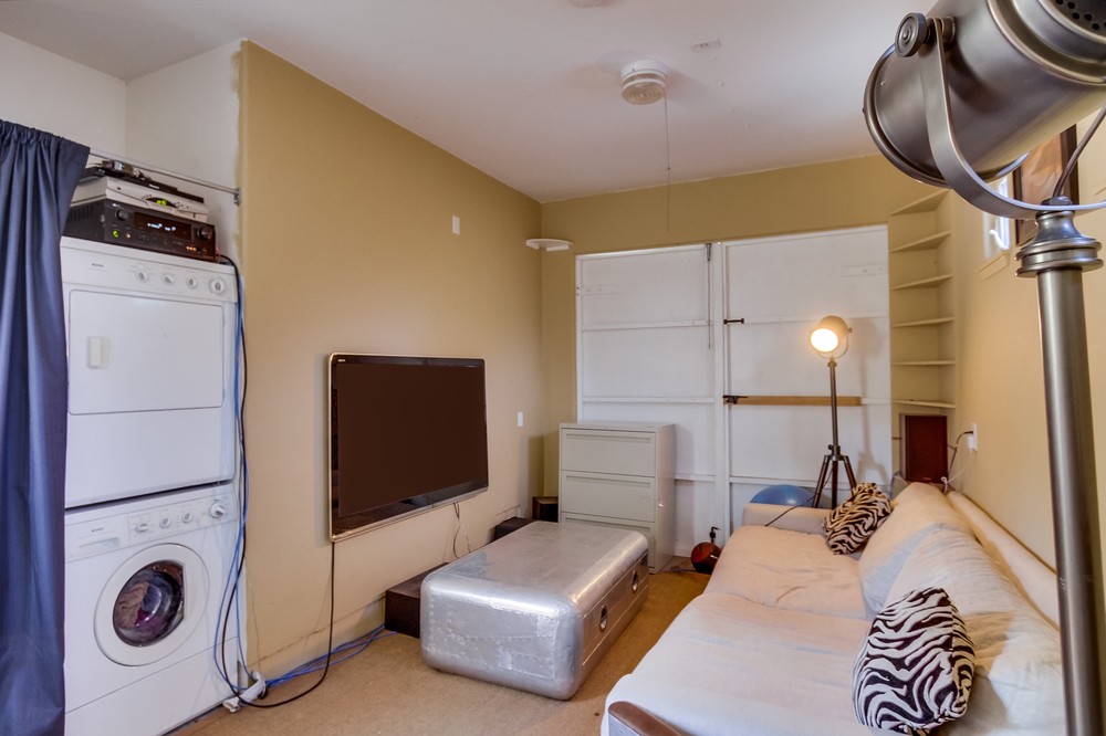 Virtual tour photo 29 of 37 for 4911 Narragansett Avenue