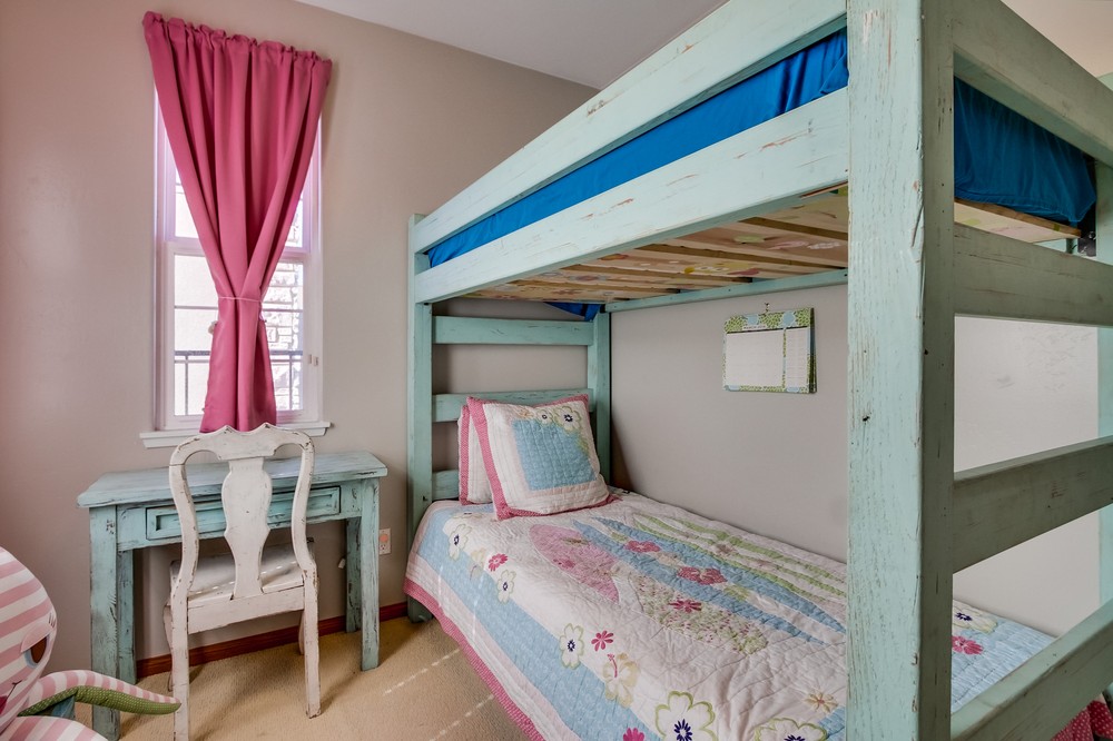 Virtual tour photo 34 of 37 for 4911 Narragansett Avenue