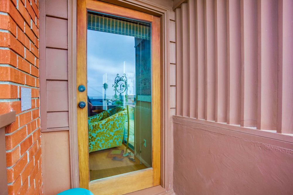 Virtual tour photo 5 of 43 for Above The Beach