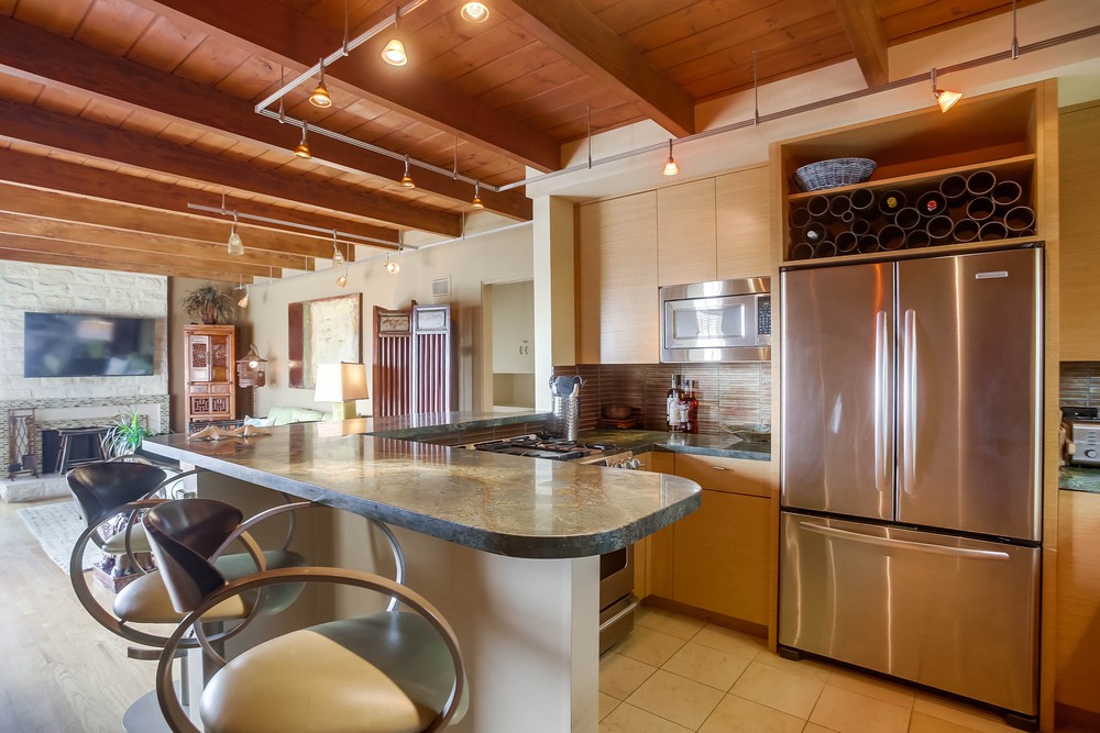 Virtual tour photo 14 of 43 for Above The Beach