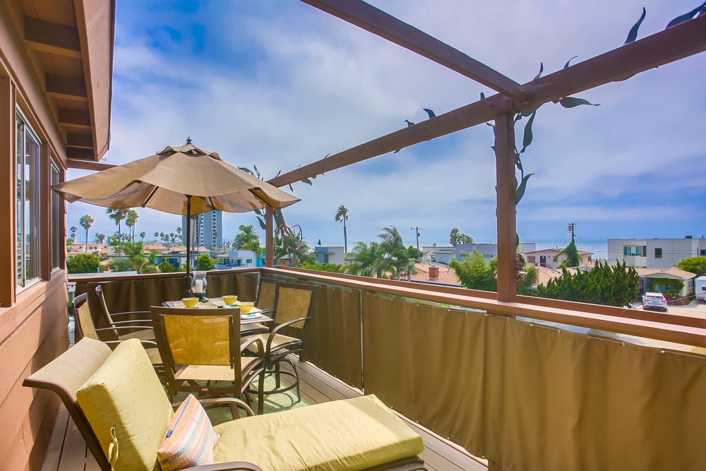 Virtual tour photo 33 of 43 for Above The Beach