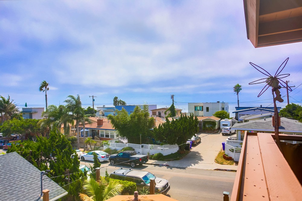 Virtual tour photo 42 of 43 for Above The Beach