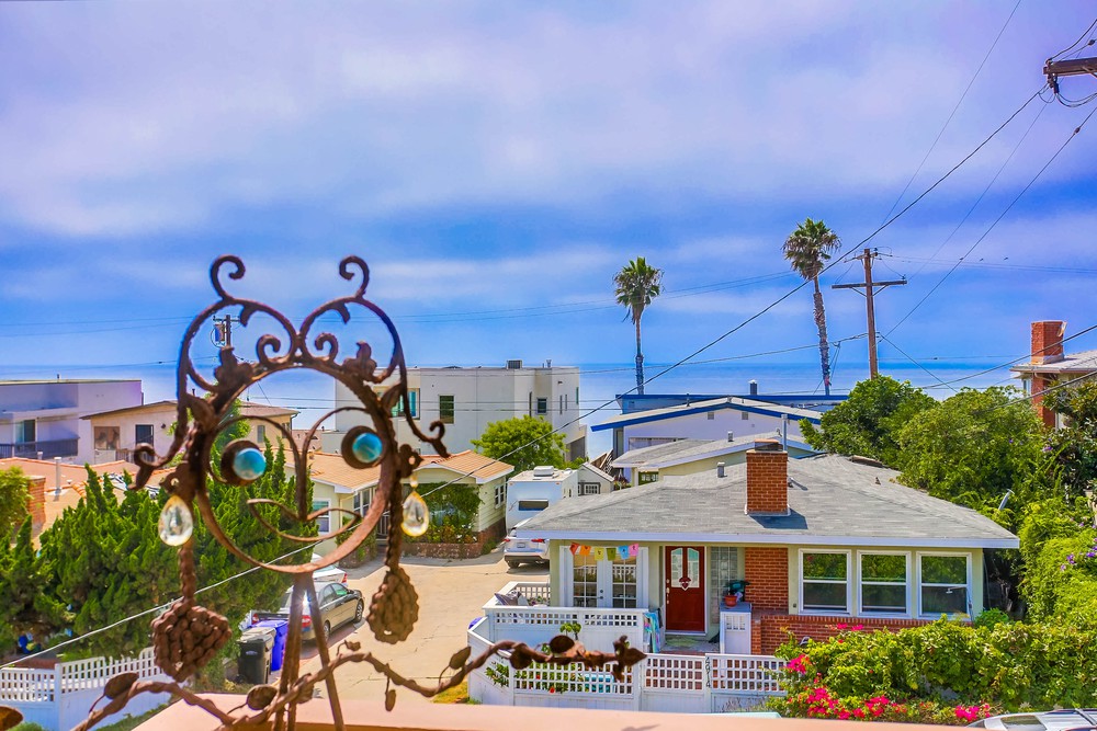 Virtual tour photo 43 of 43 for Above The Beach