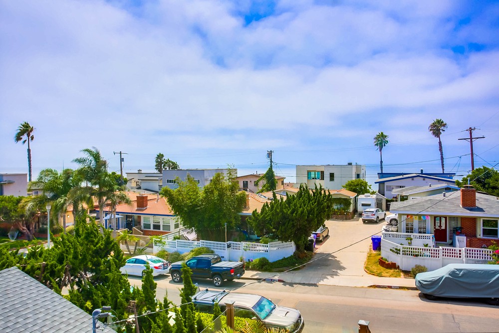 Virtual tour photo 44 of 43 for Above The Beach