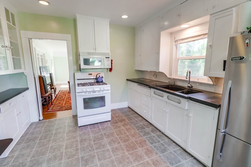 Virtual tour photo 14 of 38 for 4915 33rd St