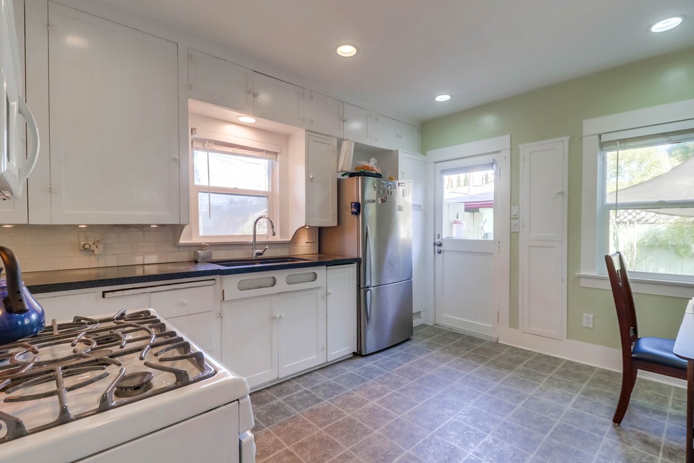 Virtual tour photo 15 of 38 for 4915 33rd St