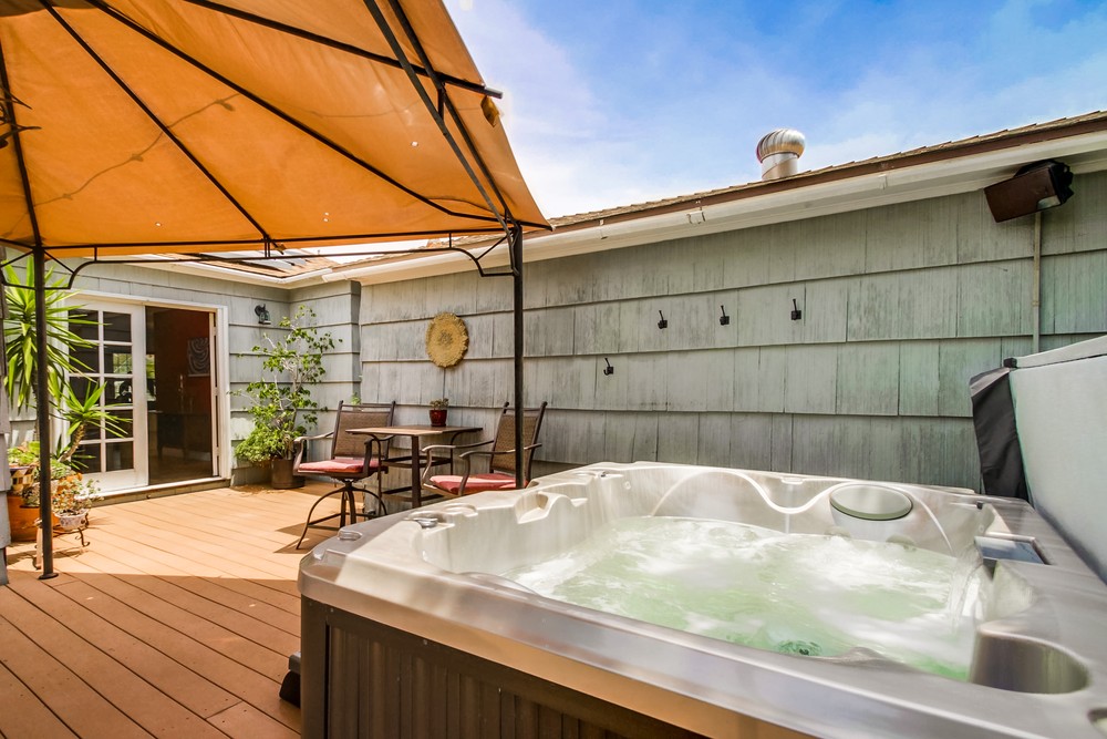 Virtual tour photo 37 of 46 for 4915 Monroe Ave