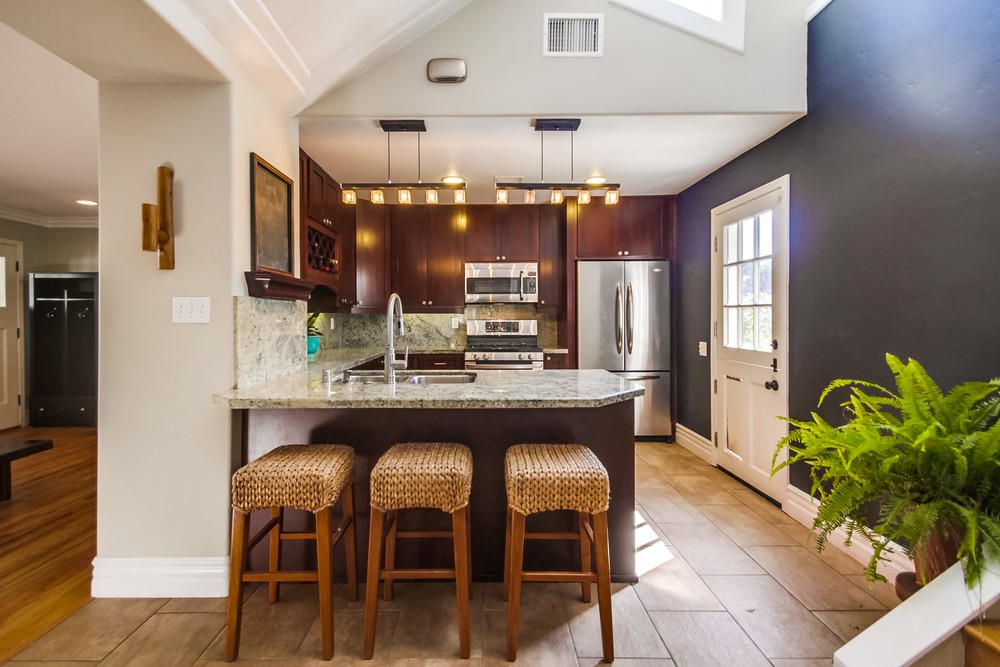 Virtual tour photo 13 of 34 for 4916 Everts St