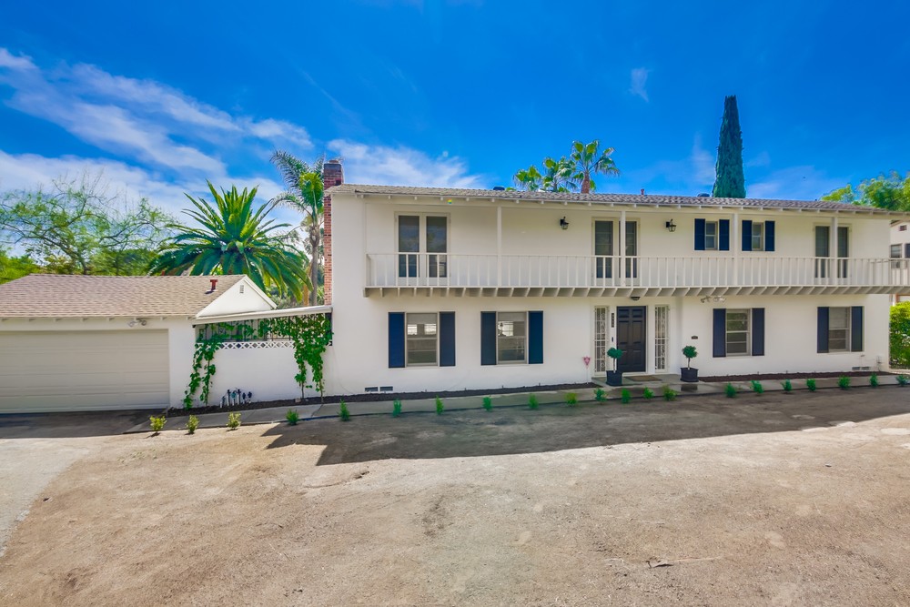 Virtual tour photo 5 of 53 for 4918 Cresita Dr