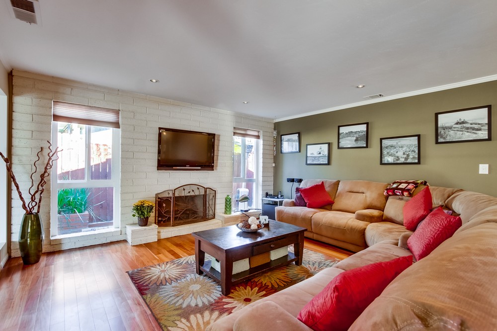 Virtual tour photo 10 of 44 for 4918 New Haven Road