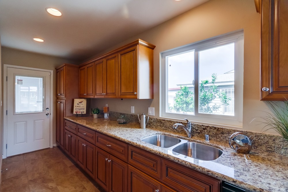 Virtual tour photo 18 of 47 for 4921 Reynolds St