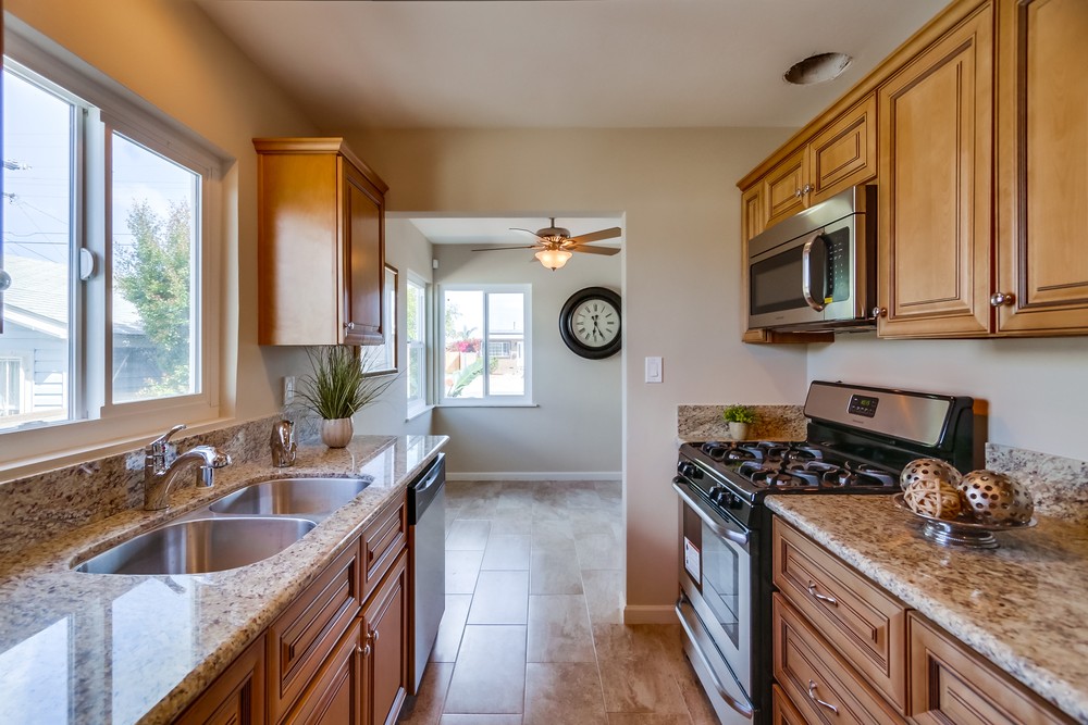 Virtual tour photo 22 of 47 for 4921 Reynolds St
