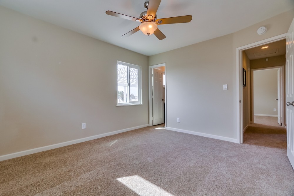 Virtual tour photo 27 of 47 for 4921 Reynolds St