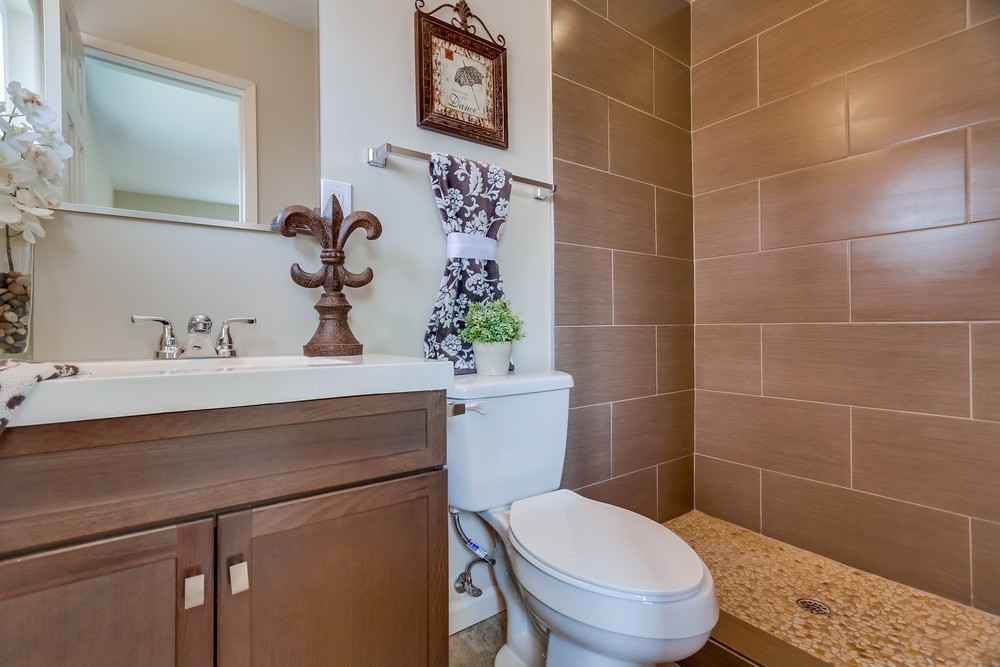 Virtual tour photo 28 of 47 for 4921 Reynolds St