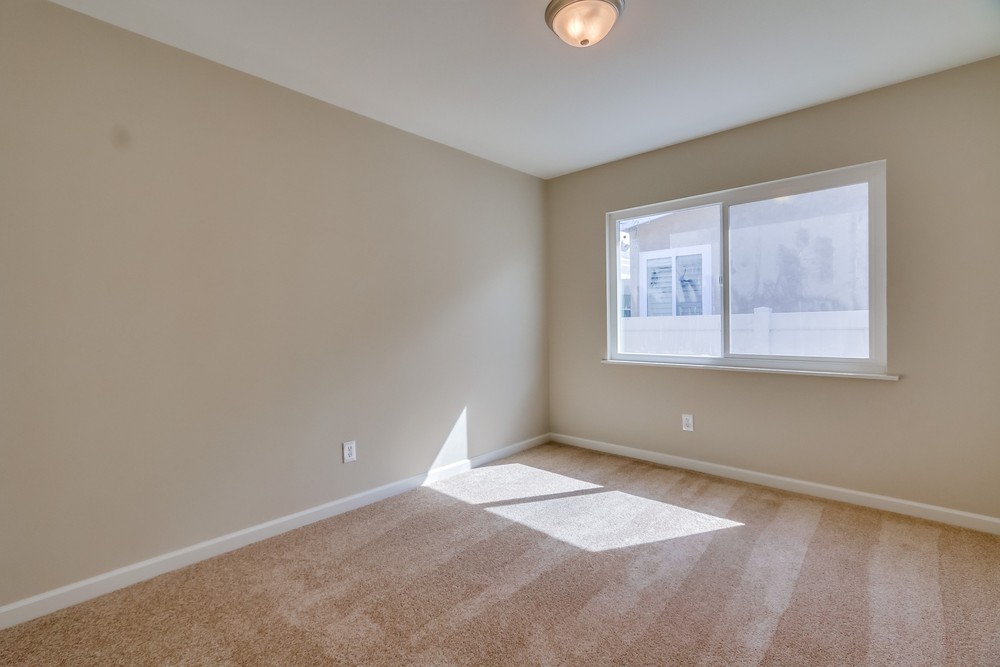 Virtual tour photo 30 of 47 for 4921 Reynolds St