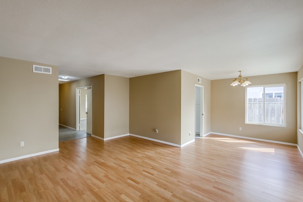 Virtual tour photo 8 of 36 for 4924 Cannington Dr