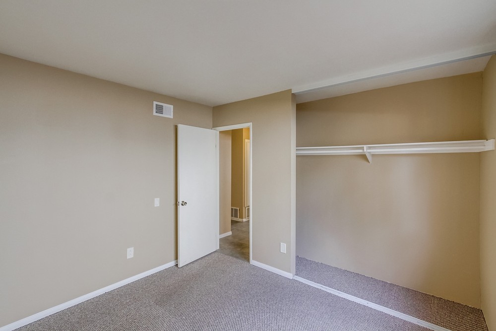 Virtual tour photo 30 of 36 for 4924 Cannington Dr