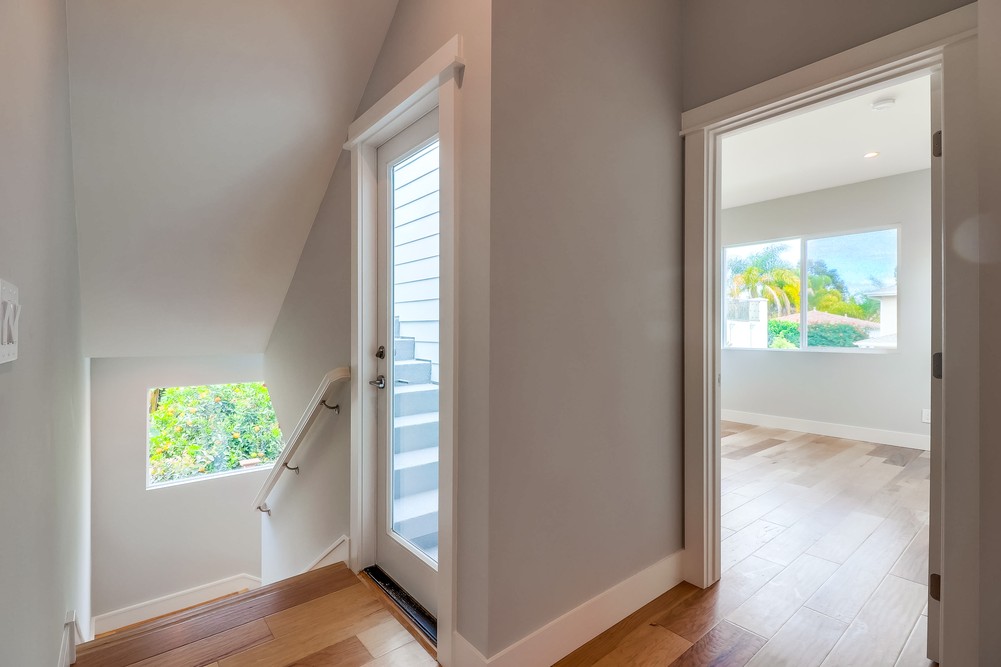 Virtual tour photo 39 of 80 for 4925 Emelene St
