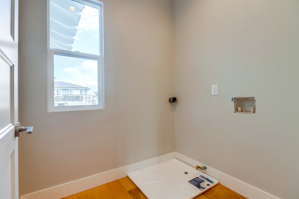 Virtual tour photo 67 of 80 for 4925 Emelene St