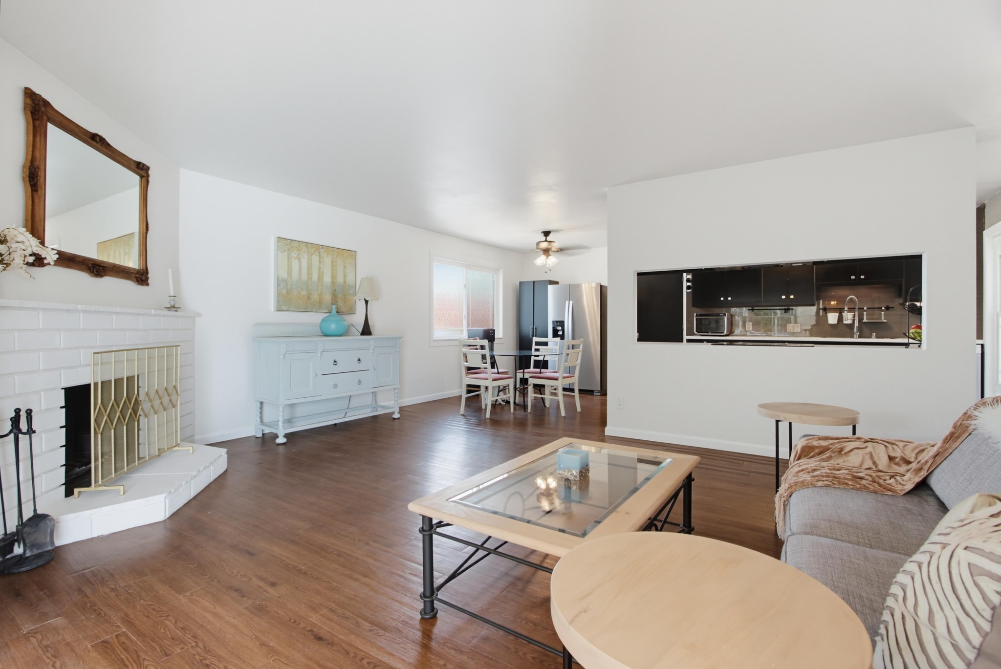 Virtual tour photo 13 of 45 for 4925 Siesta Dr