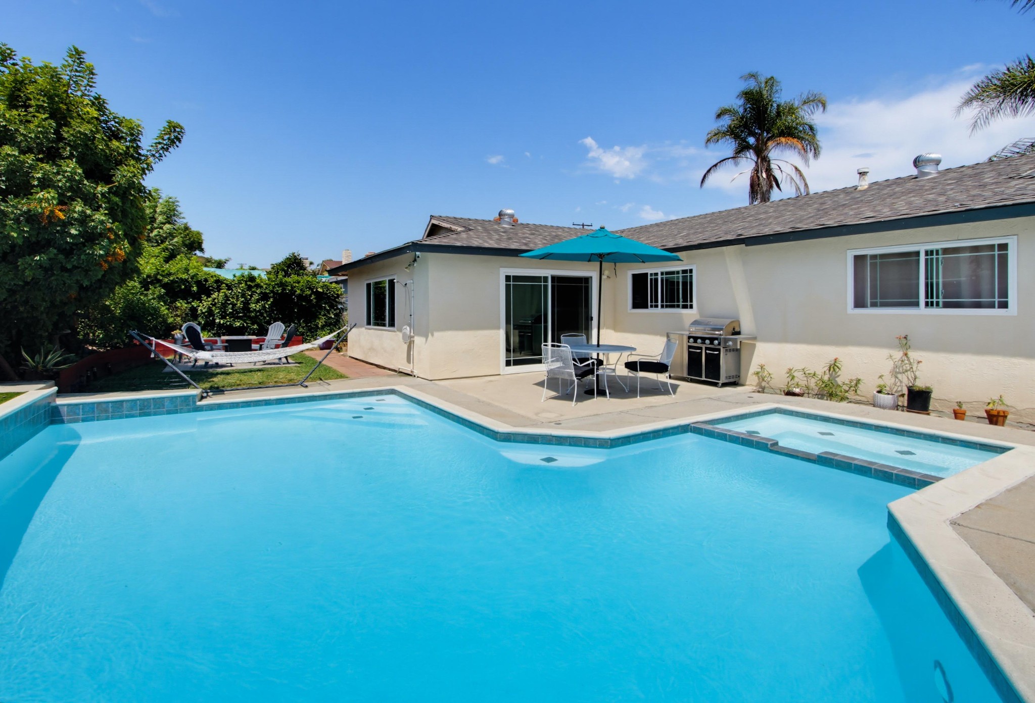 Virtual tour photo 35 of 45 for 4925 Siesta Dr