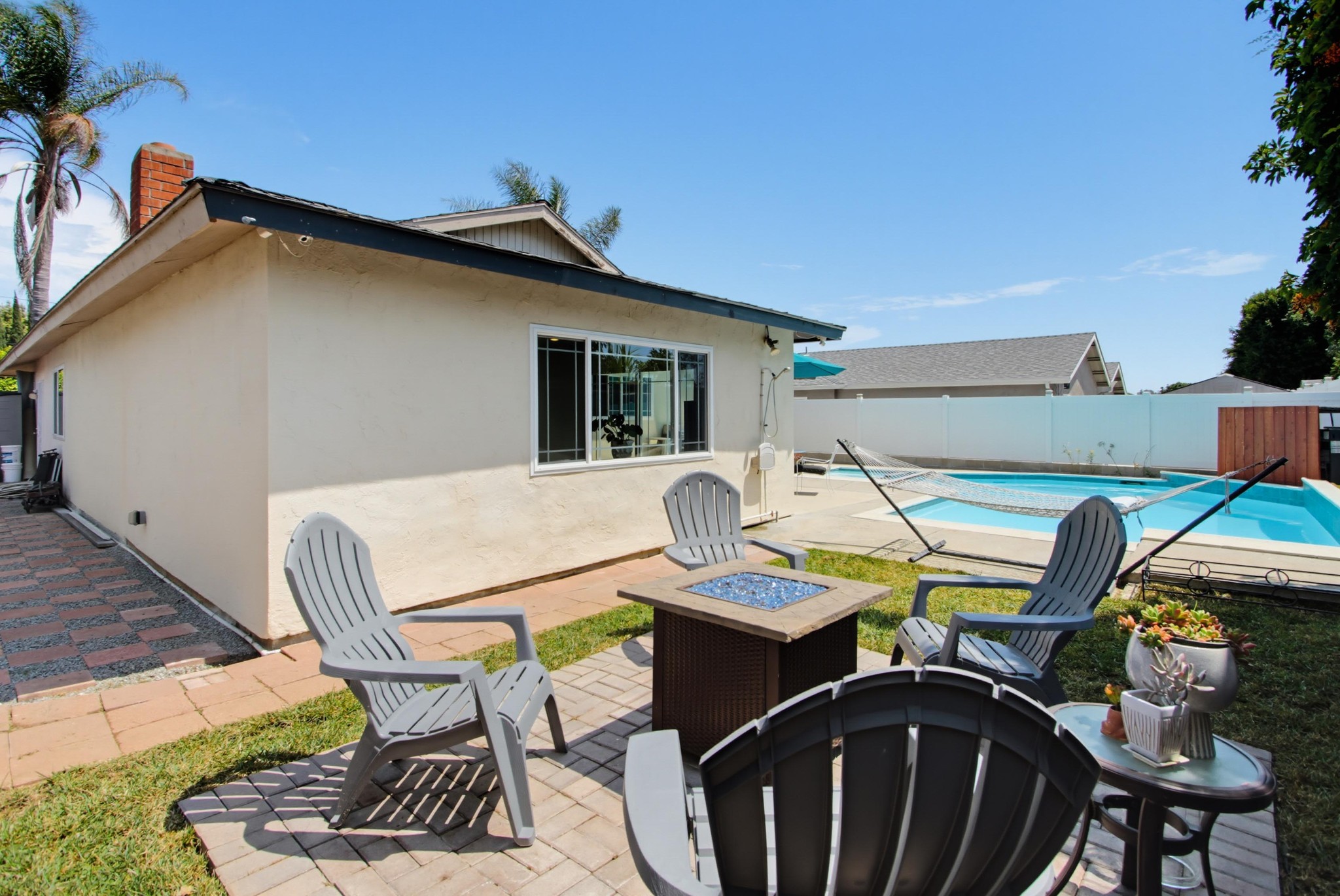 Virtual tour photo 43 of 45 for 4925 Siesta Dr