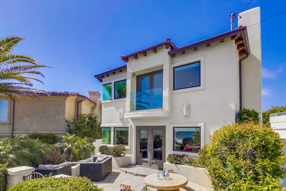 Virtual tour photo 5 of 112 for 4926 Crystal Dr