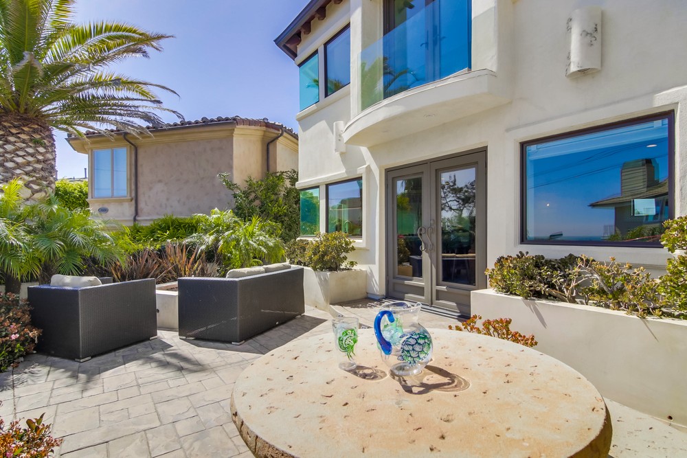 Virtual tour photo 6 of 112 for 4926 Crystal Dr
