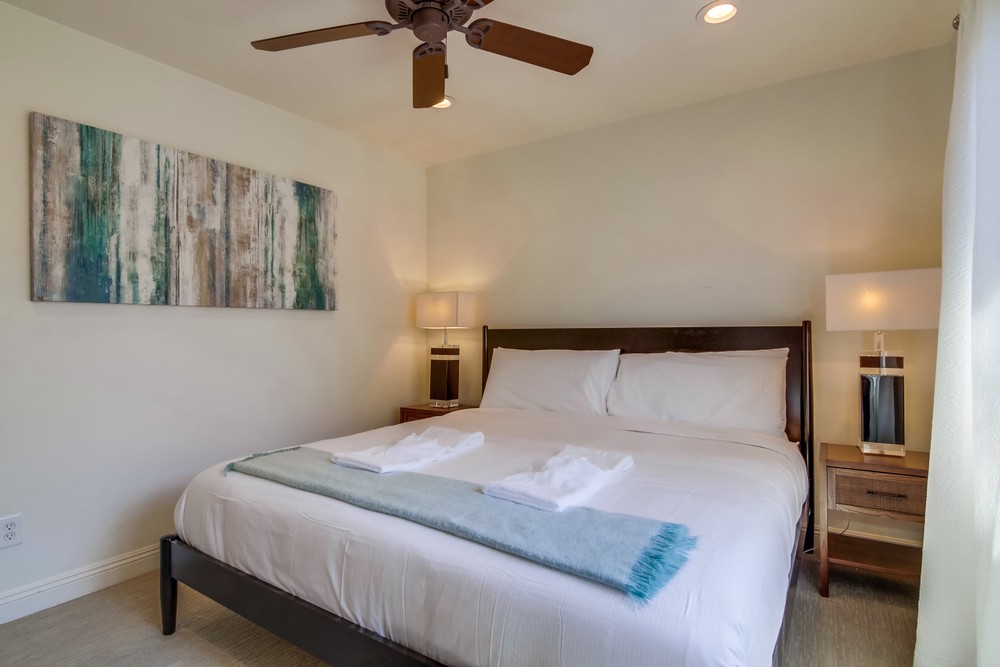 Virtual tour photo 34 of 112 for 4926 Crystal Dr