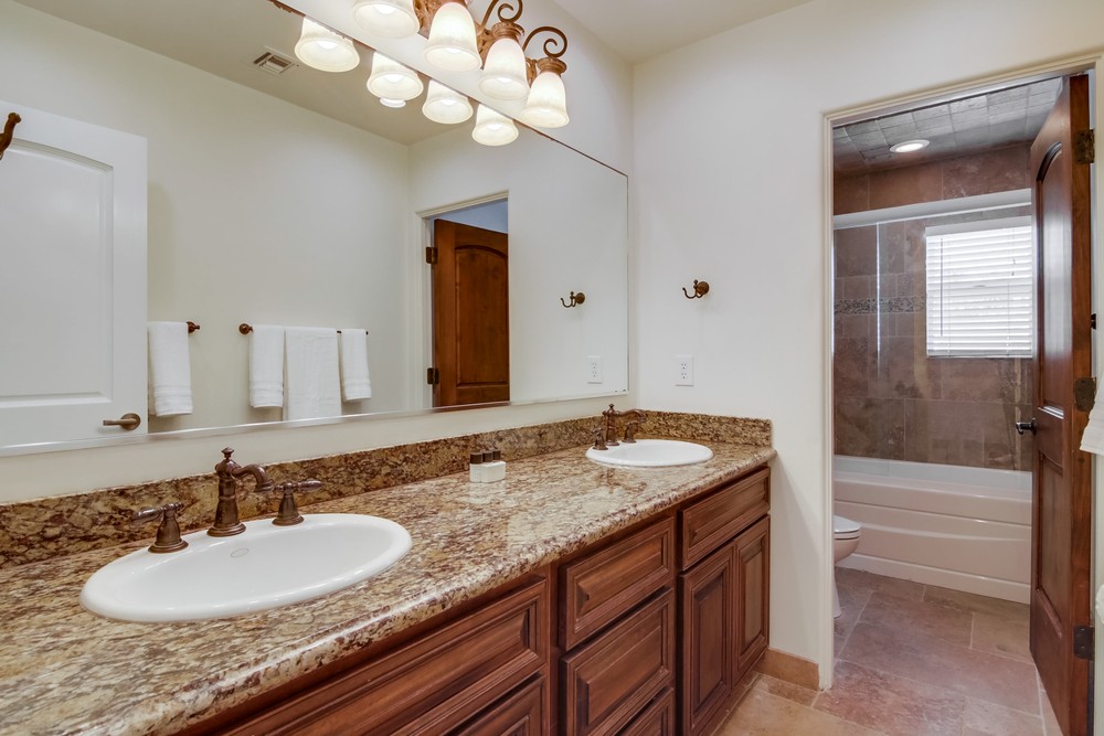 Virtual tour photo 38 of 112 for 4926 Crystal Dr