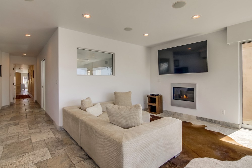 Virtual tour photo 45 of 112 for 4926 Crystal Dr