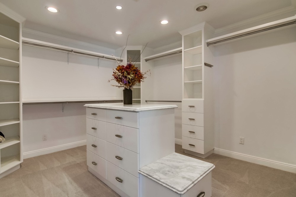 Virtual tour photo 54 of 112 for 4926 Crystal Dr