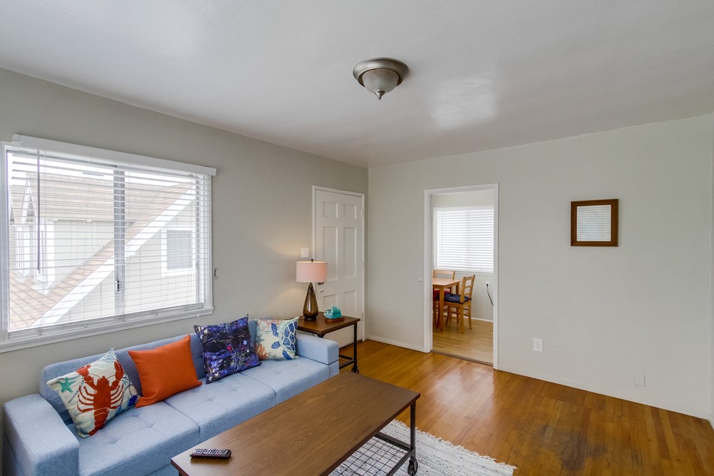 Virtual tour photo 10 of 32 for 4928 Mission Blvd