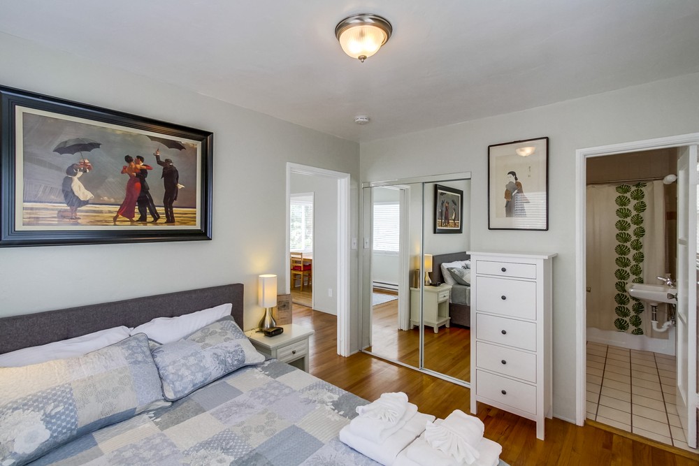 Virtual tour photo 19 of 32 for 4928 Mission Blvd