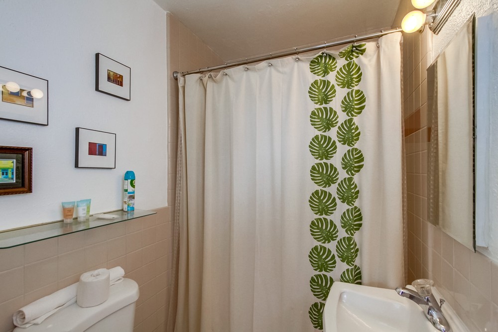 Virtual tour photo 20 of 32 for 4928 Mission Blvd