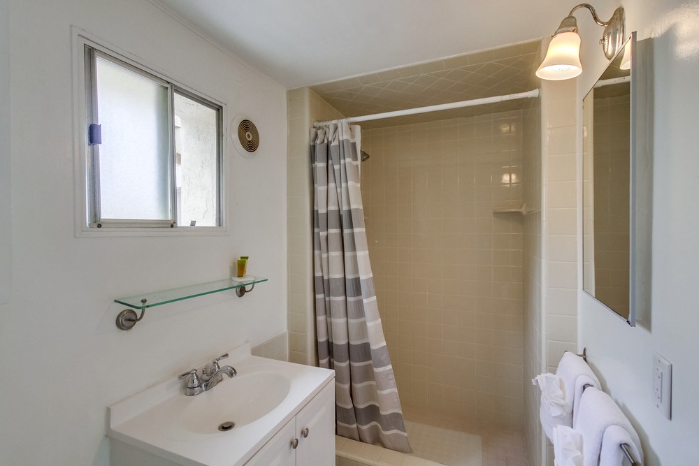 Virtual tour photo 32 of 32 for 4928 Mission Blvd