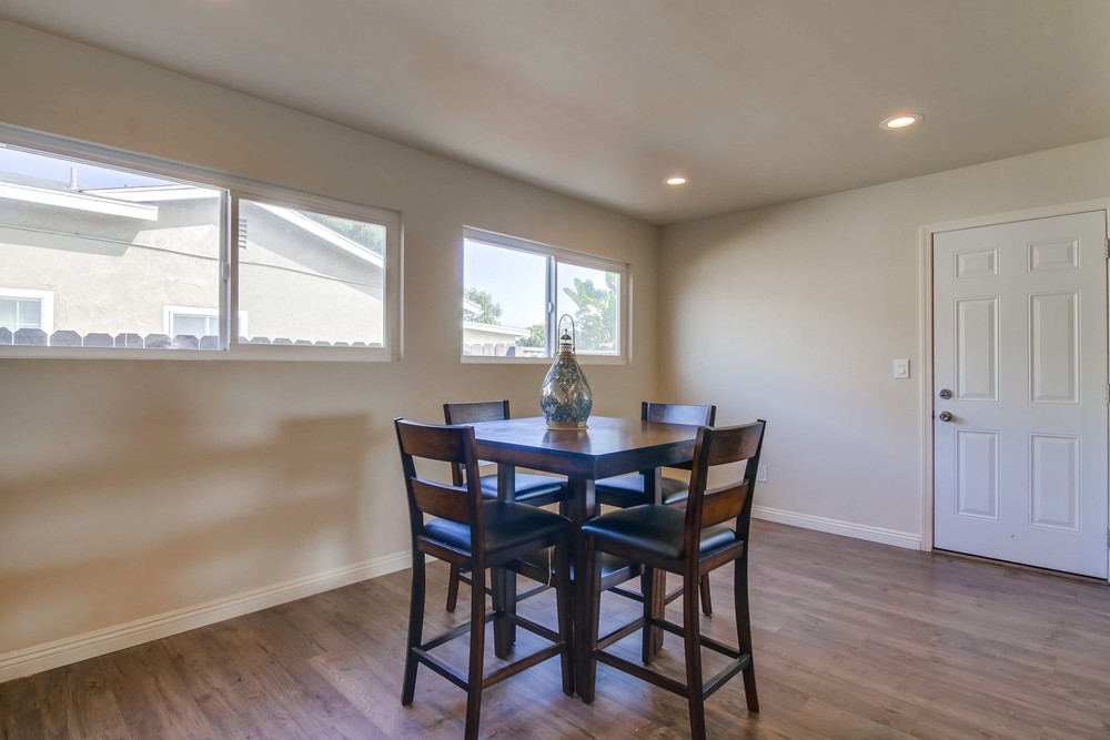 Virtual tour photo 14 of 35 for 493 Briarwood Rd