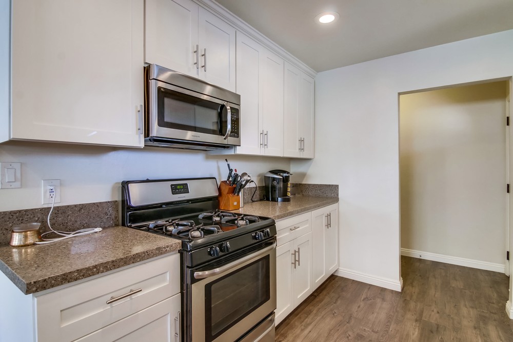 Virtual tour photo 21 of 35 for 493 Briarwood Rd