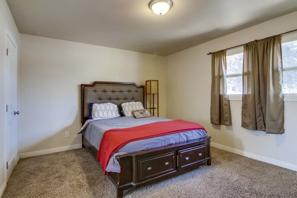 Virtual tour photo 27 of 35 for 493 Briarwood Rd