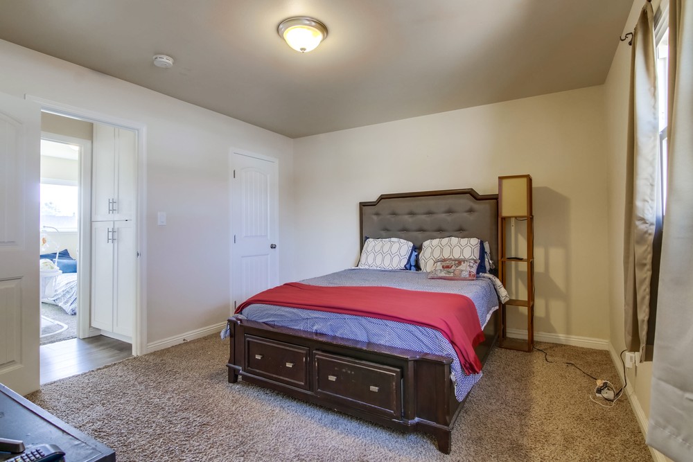 Virtual tour photo 28 of 35 for 493 Briarwood Rd